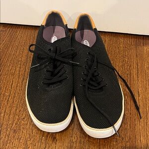Dr. Scholl's Black and White Men's Sneakers